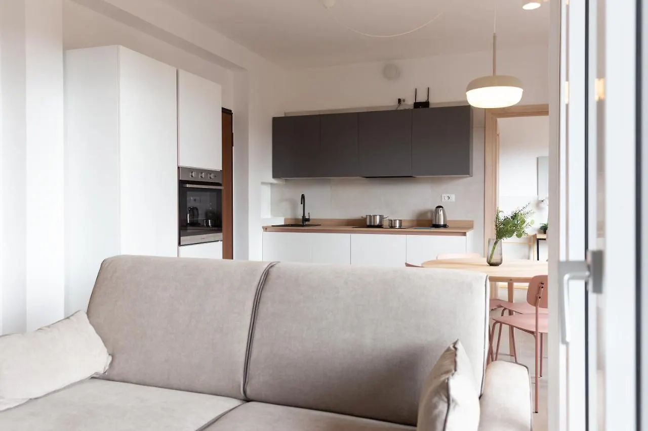 Apartamento New Exclusive Melegnano Apartments- Near Train Station
