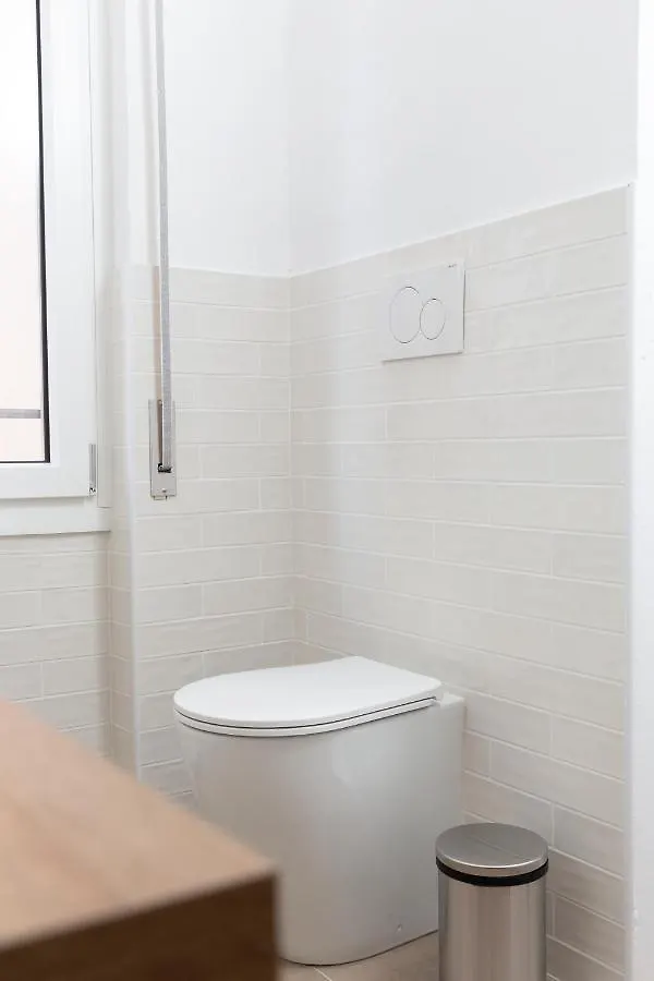 New Exclusive Melegnano Apartments- Near Train Station Apartamento