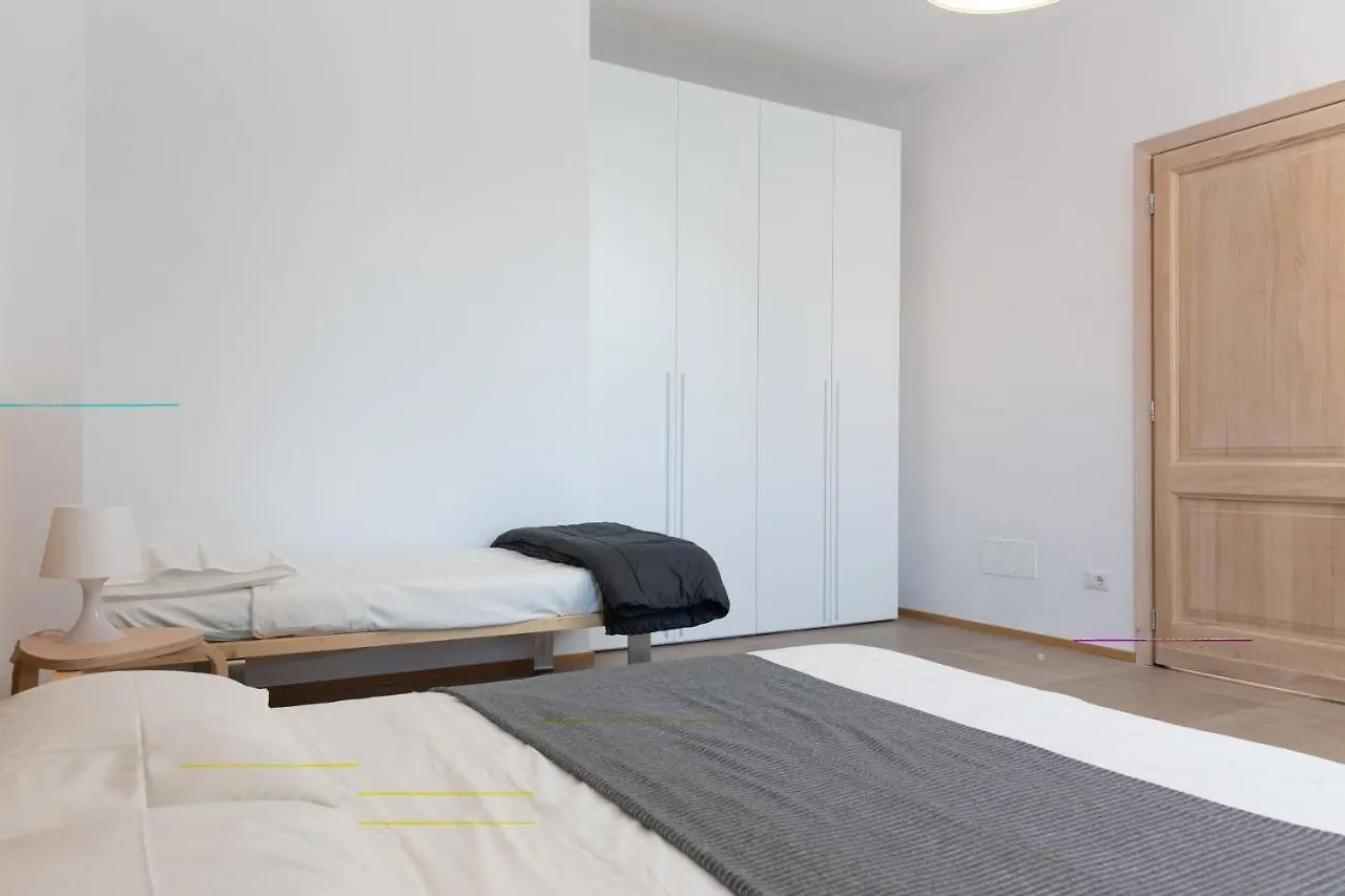New Exclusive Melegnano Apartments- Near Train Station Appartamento